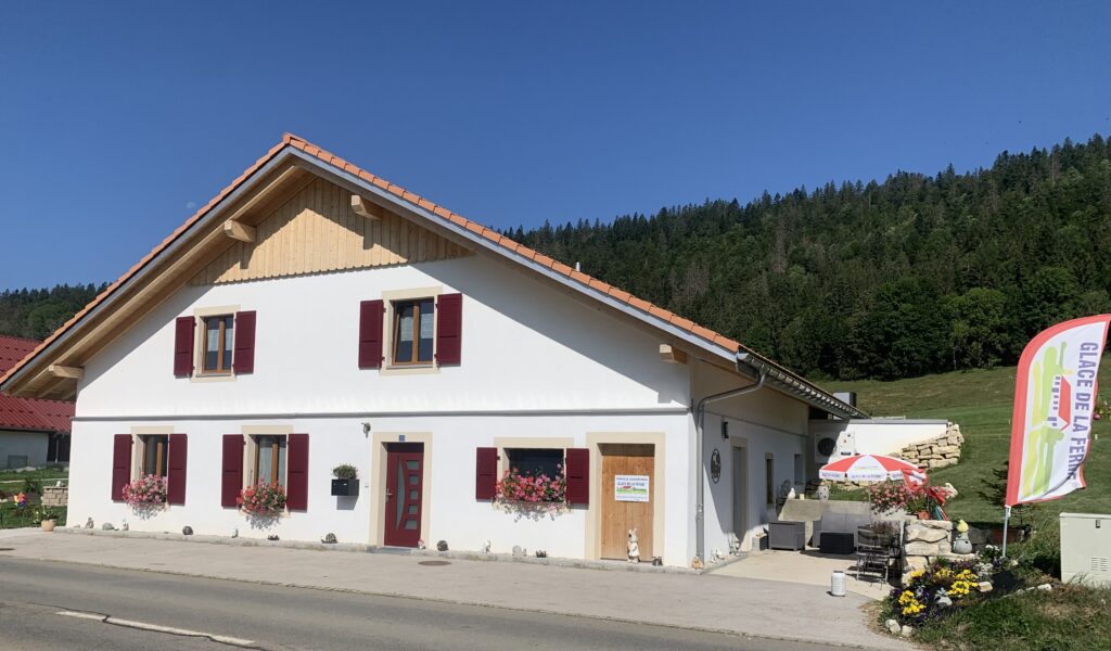 Glace de la ferme